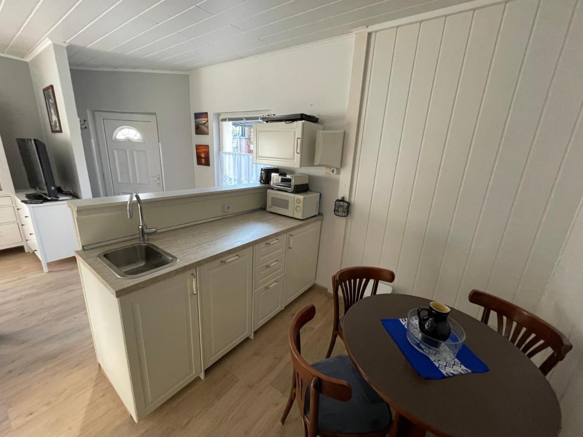 Schoener Ferienbungalow Umgeben Von Natur Und Nicht Weit Zur Ostsee Neubukow Екстериор снимка