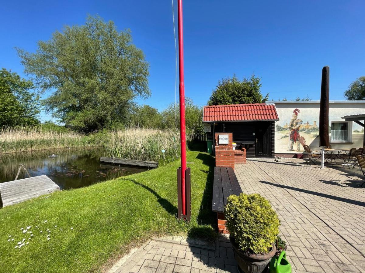 Schoener Ferienbungalow Umgeben Von Natur Und Nicht Weit Zur Ostsee Neubukow Екстериор снимка