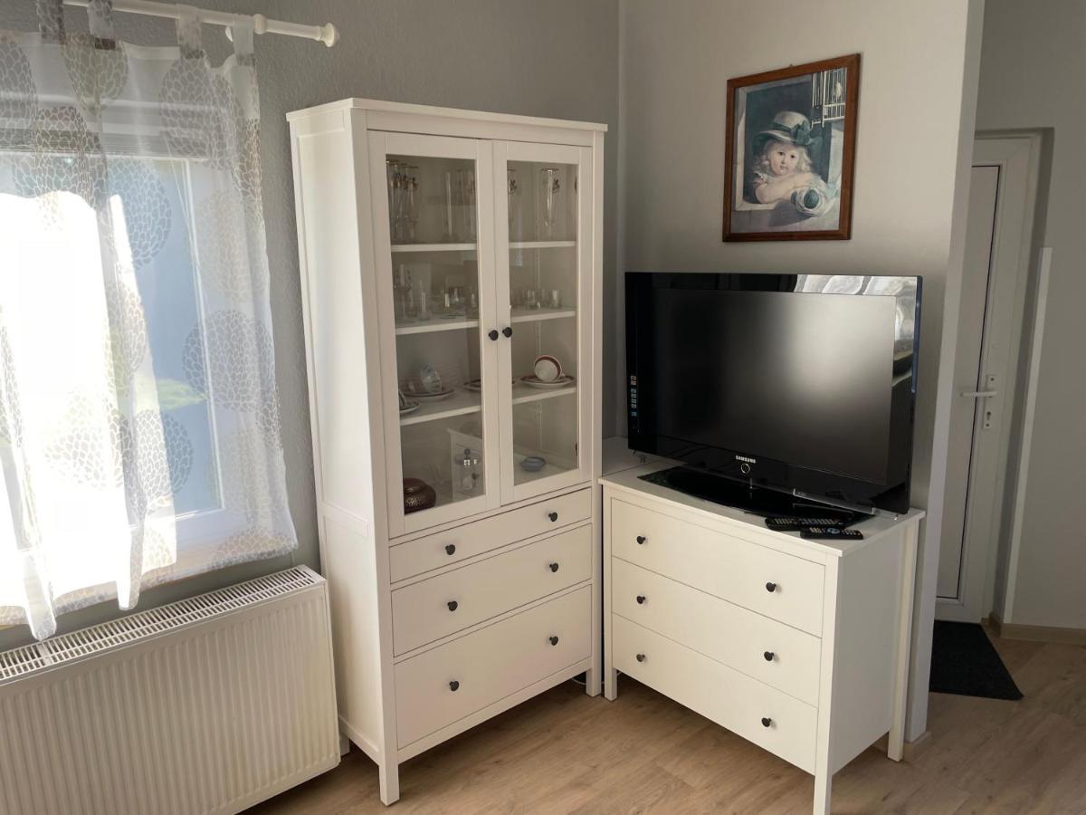 Schoener Ferienbungalow Umgeben Von Natur Und Nicht Weit Zur Ostsee Neubukow Екстериор снимка