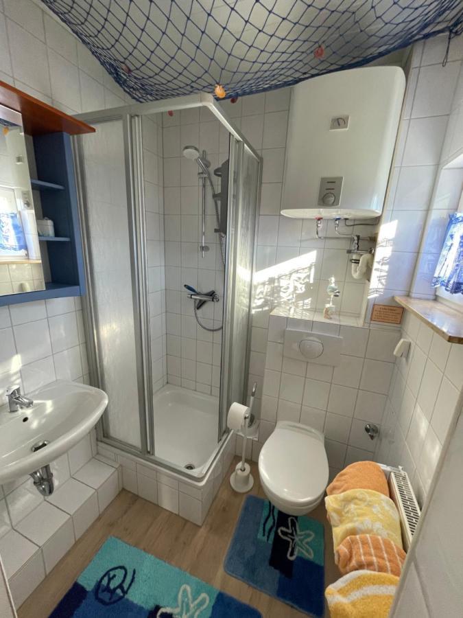 Schoener Ferienbungalow Umgeben Von Natur Und Nicht Weit Zur Ostsee Neubukow Екстериор снимка